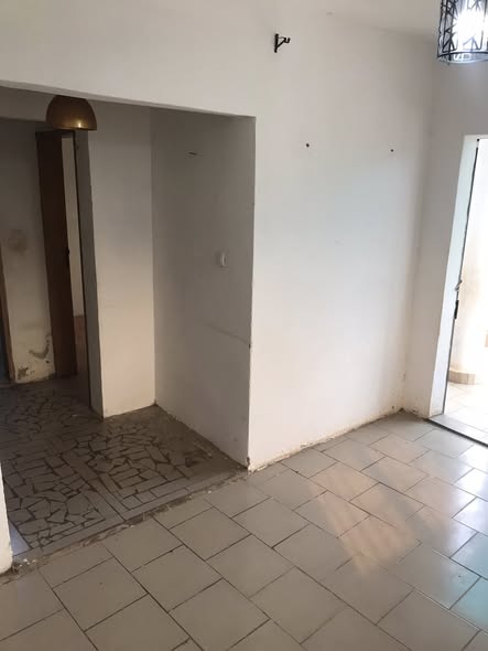 Appartement moderne à louer à Odza