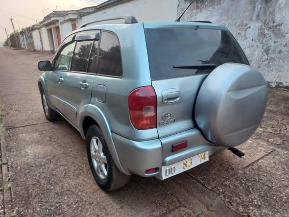 Toyota RAV4 intermédiaire à vendre