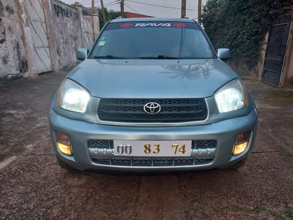 Toyota RAV4 intermédiaire à vendre