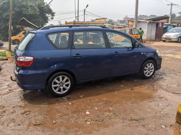 Toyota Avensis verso AUTOMATIQUE occasion