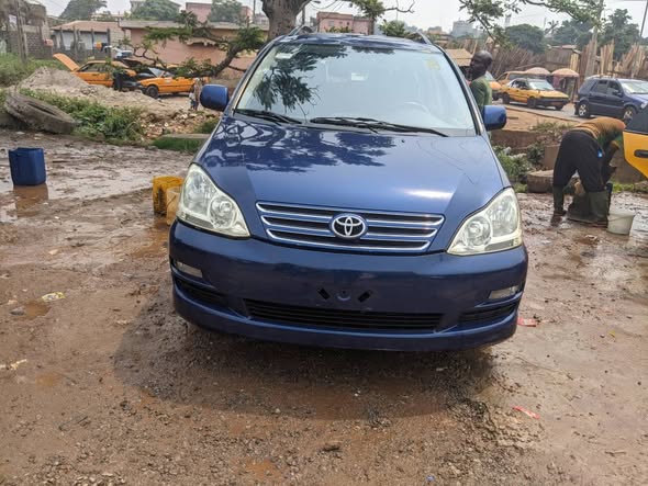 Toyota Avensis verso AUTOMATIQUE occasion