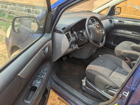 Toyota Avensis verso AUTOMATIQUE occasion