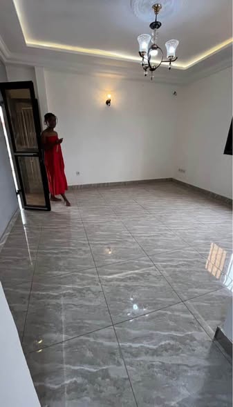 Appartement moderne à louer à Etoudi