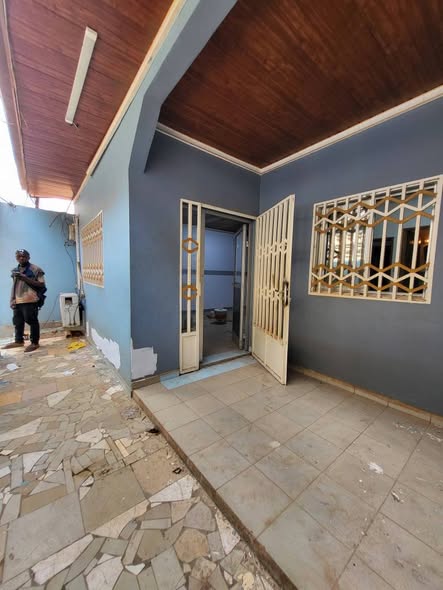 Appartement individuel à louer à Nsimeyong
