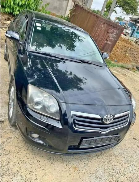 Toyota Avensis à vendre