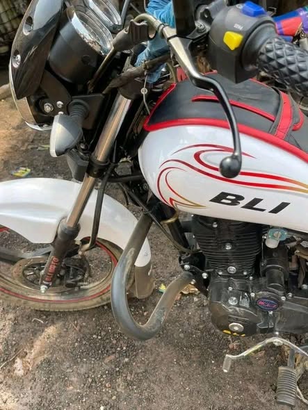 Moto encore neuf 3 mois d'utilisation