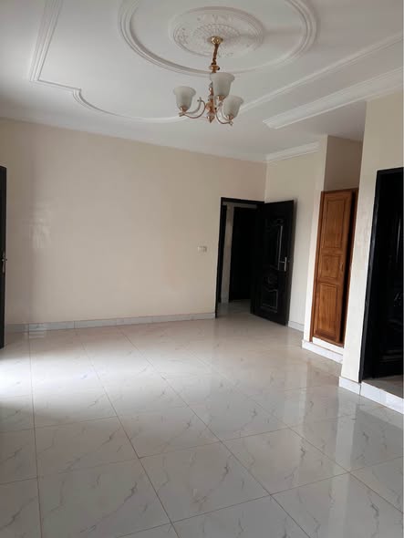 Chambres modernes à louer à Simbock, Yaoundé