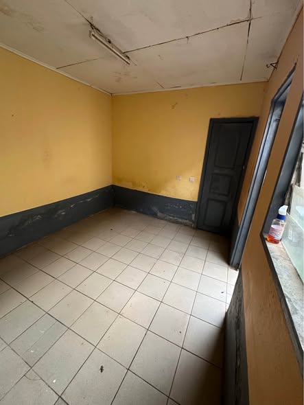 Chambre moderne à la maeture mendong