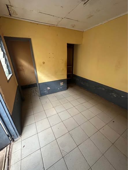 Chambre moderne à la maeture mendong