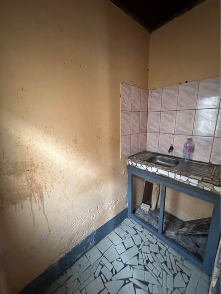 Chambre moderne à la maeture mendong