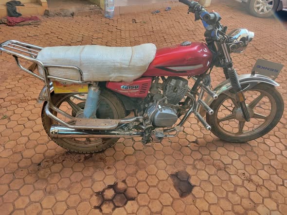 Moto petite senke état bien propre