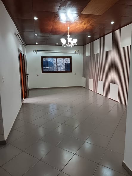 Appartement très bon standing à Odza