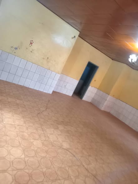Maison individuelle à louer à Bafoussam