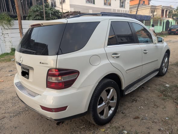 MERCEDES ML 350 4 MATIC 2011 à vendre