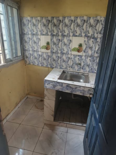 Studio moderne à Yaoundé Nkoabang
