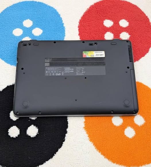 Laptop HP i3 6eme géné QUASI NEUFS