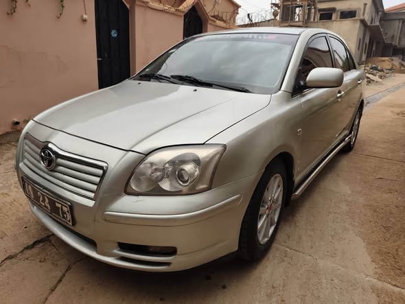 Toyota Avensis à vendre