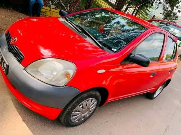 Toyota Yaris à vendre d'urgence
