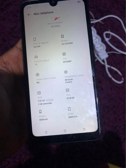 Itel 32 giga de mémoire disponible