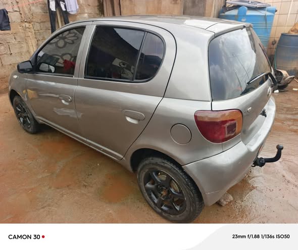 TOYOTA YARIS boite manuelle