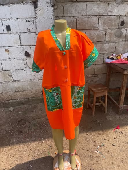 Vêtements colorés disponibles