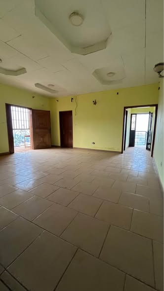 Appartement moderne à louer à Tradex Emana