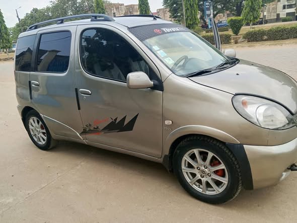 Toyota Yaris verso occasion
