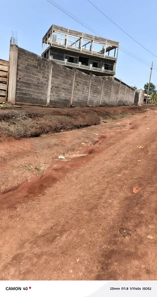 Terrain de 200 m² à vendre à Bafoussam