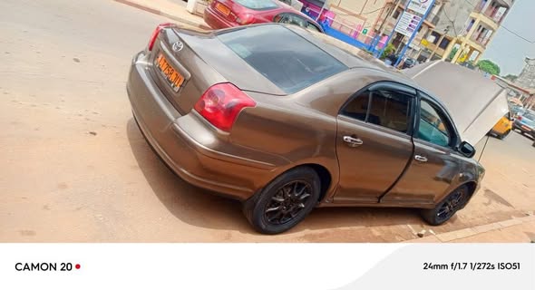 Toyota Avensis ultra propre et neuve