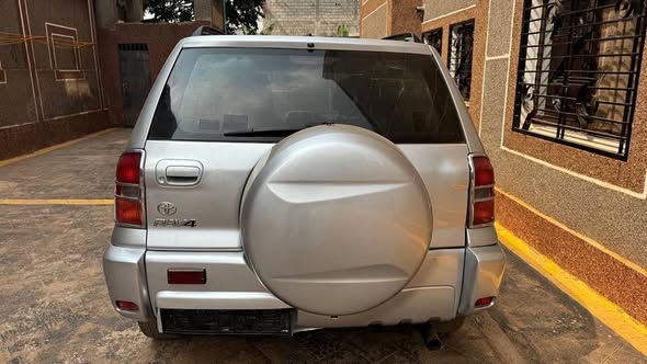 TOYOTA RAV4 à vendre