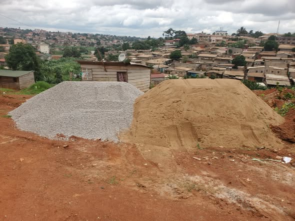 Lots à vendre à Nkomo