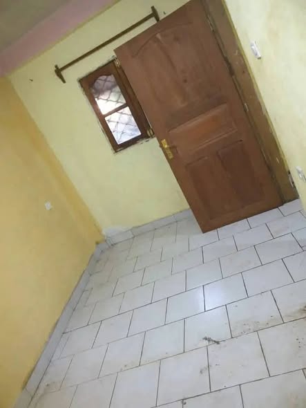 Studio moderne à louer à Bafoussam