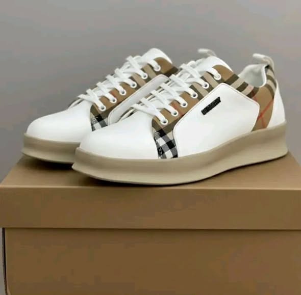 Chaussures à vendre