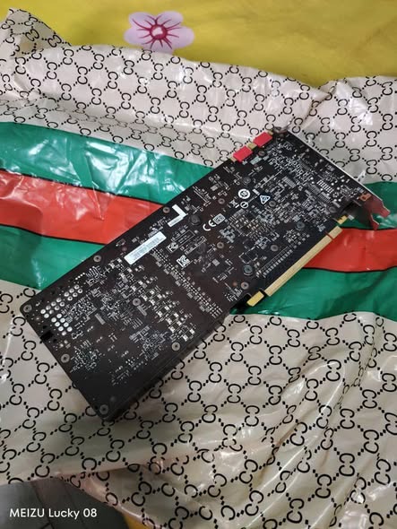 GTX 970 MSI 4GIGA DÉDIÉE