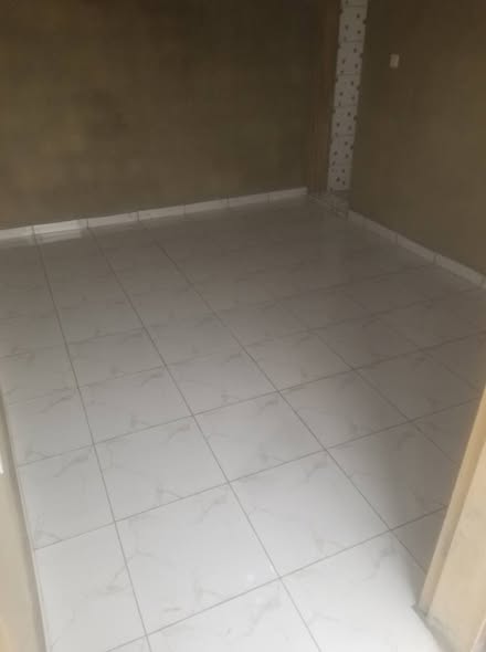 Chambres modernes à louer à nkoabang