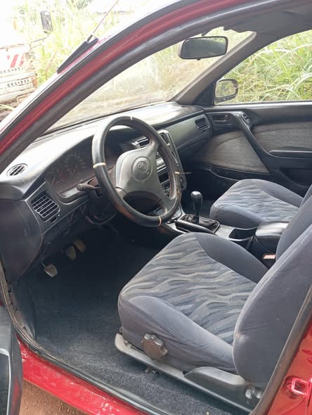 Toyota Carina E berline à vendre