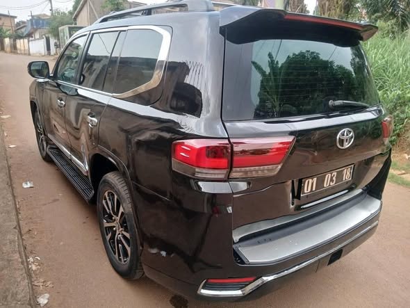 Toyota Land Cruiser V8 à vendre