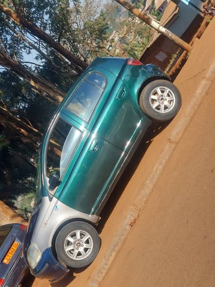 Toyota Yaris à vendre à Bafoussam