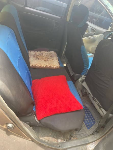 Yaris 2005 Moteur vvti Essence manuelle Climatisée