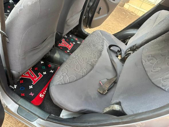 Yaris 2003 à vendre