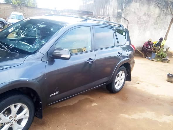 Toyota RAV4 2008 à vendre à Yaoundé