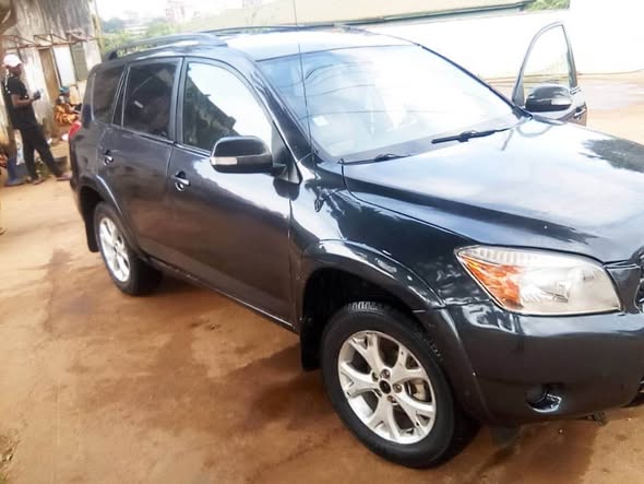 Toyota RAV4 2008 à vendre à Yaoundé