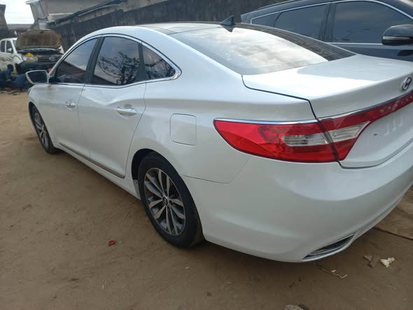 Huyndai Grandeur 2012 Automatic