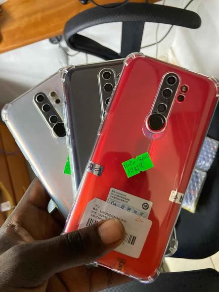 Vente et dépannage des iPhone et Redmi