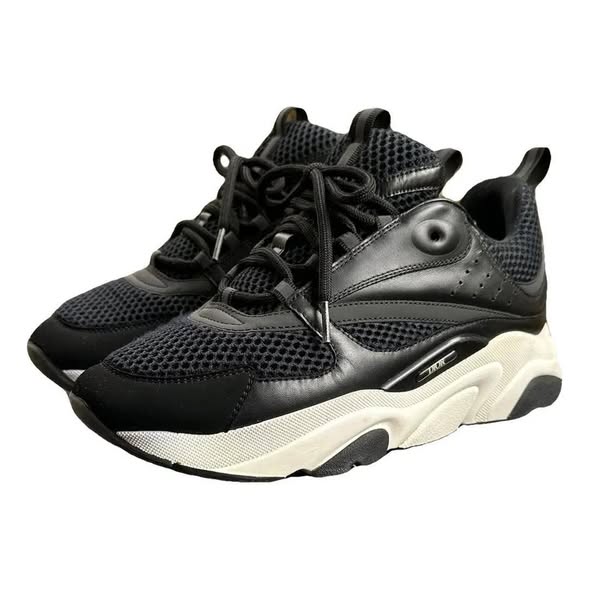 Chaussures disponibles de 40 à 46