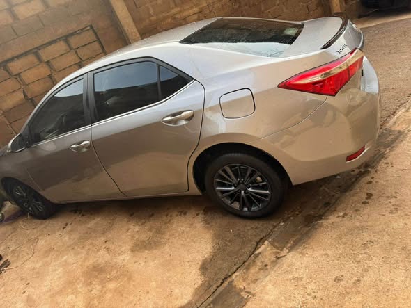 Corolla 2014 essence vvti automatique