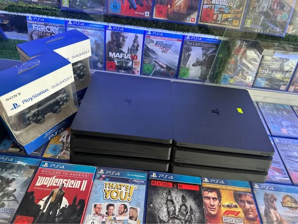 Ps4 slim 500 giga version tunable