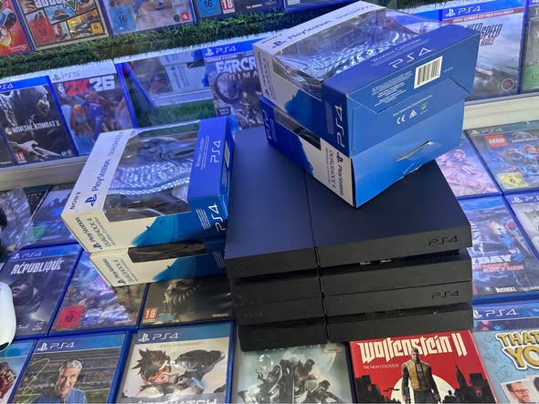 Ps4 slim 500 giga version tunable