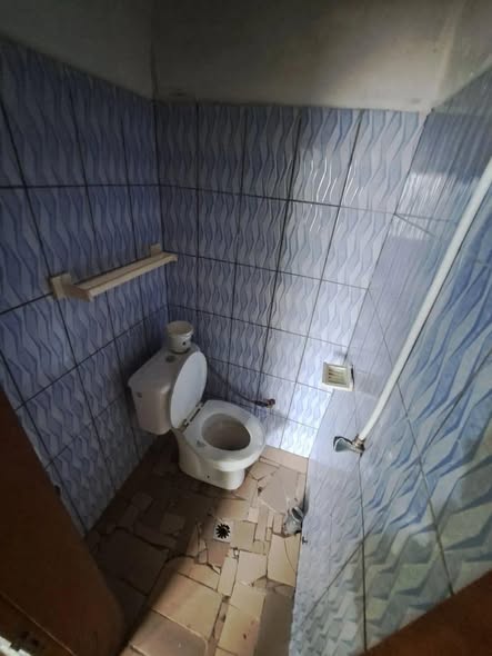 Chambre moderne à Odza