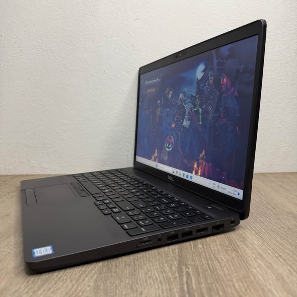 Ordinateur Portable DELL LATITUDE 5500
